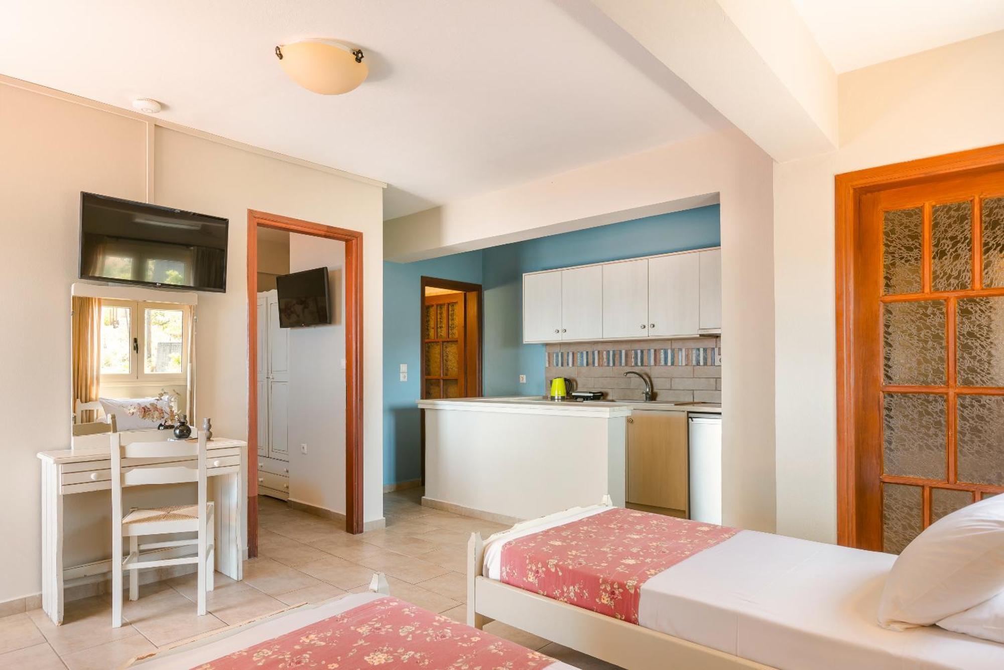 Irilena Studios And Apartments Lassi  Extérieur photo