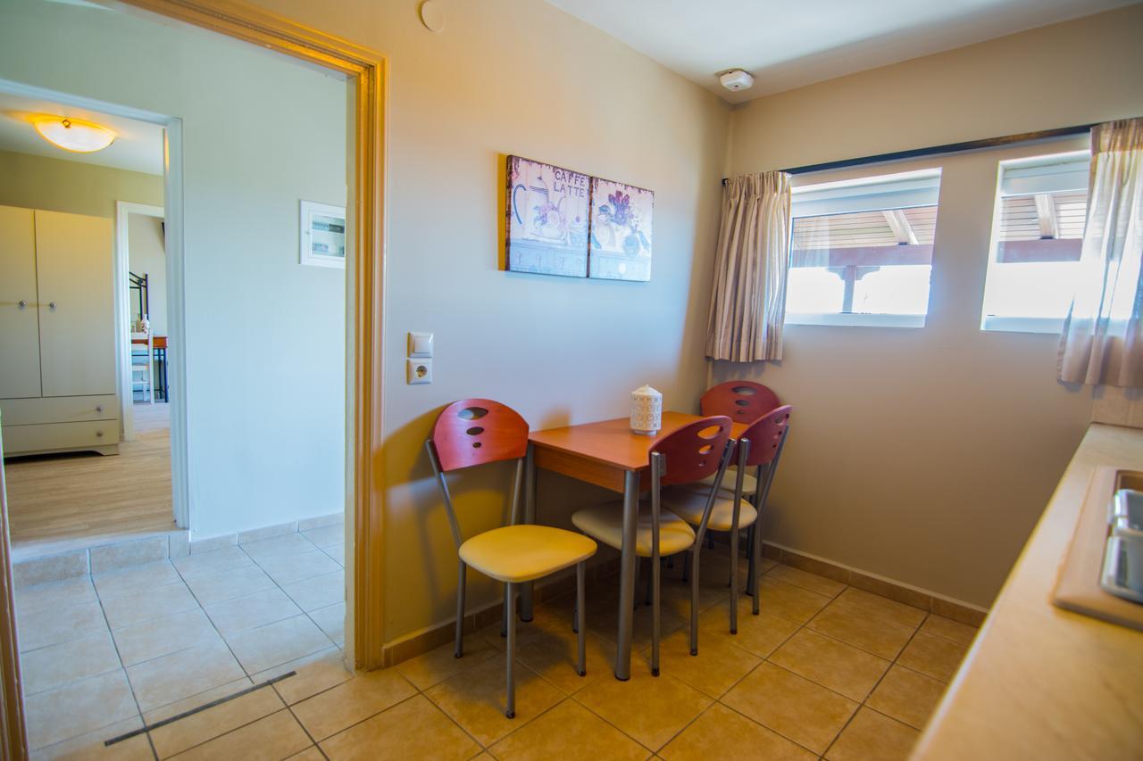 Irilena Studios And Apartments Lassi  Extérieur photo